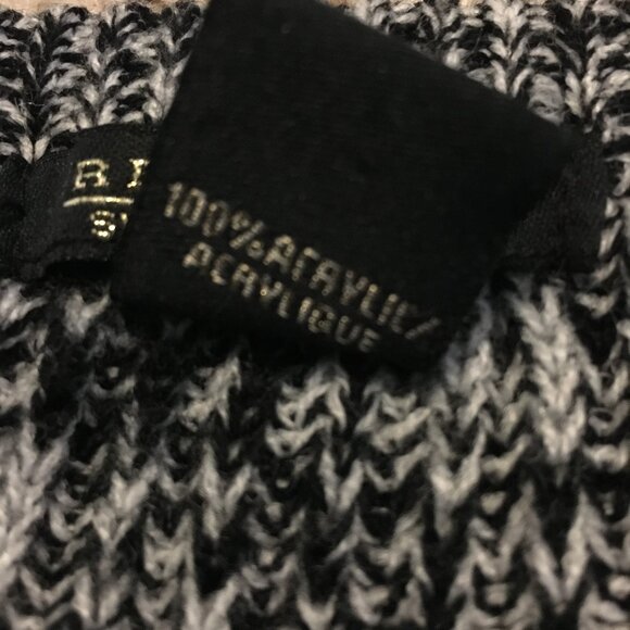 Marled Salt And Pepper Cold Shoulder Knit Sweater - Picture 9 of 14